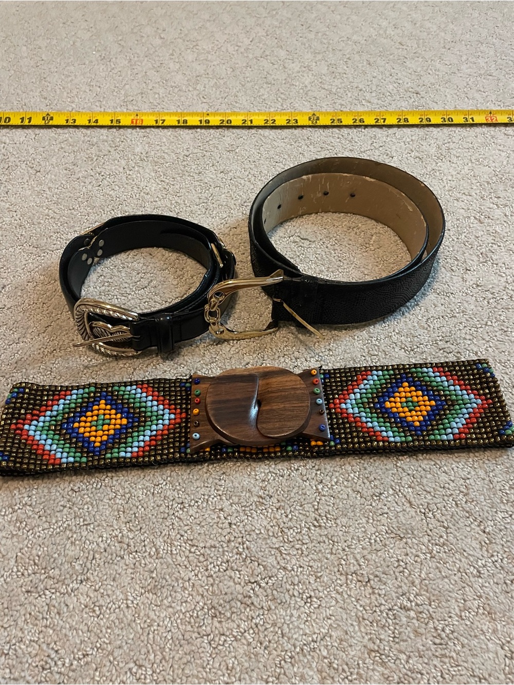 Lot of 3 belts Vintage Fossil & Oscar de la Renta& Breaded Wood stretch